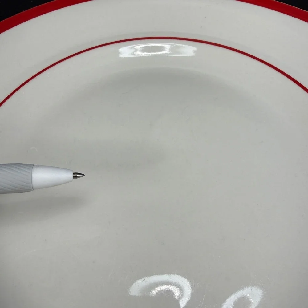 American Bistro Diner Ware Red Rim White Dinner Plates Set‎ of 2 Retro 11 Inch
